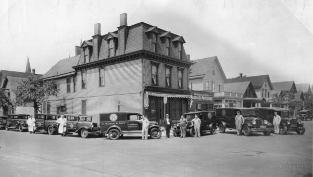 Reproduction by permission of the Buffalo &amp; Erie County Public Library, Buffalo, New York.
