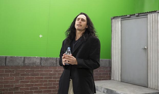 James Franco as film director Tommy Wiseau in The Disaster Artist.
