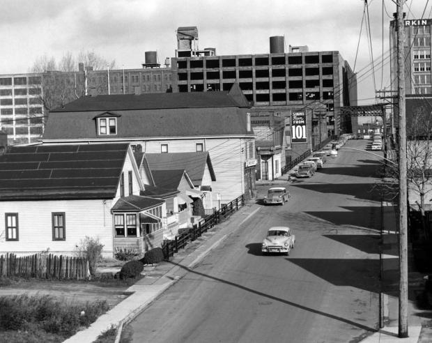 Photo courtesy of the Buffalo History Museum.
Photo courtesy of the Buffalo History Museum.