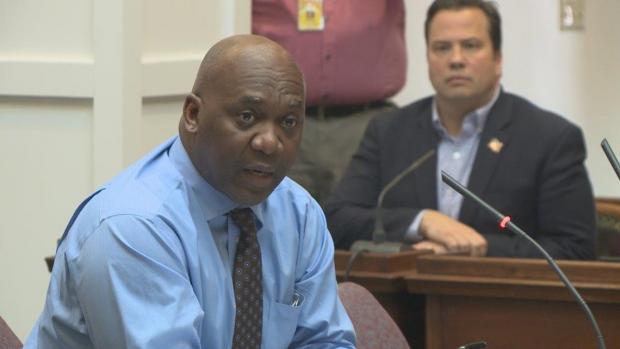 Thurman Thomas testifies before the Erie County Legislature on the need to reform cash bail practices in Erie County and New york State. Photo courtesy of wgrz.com.
