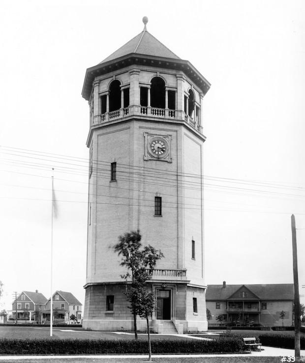 Photo courtesy of the Buffalo History Museum.
